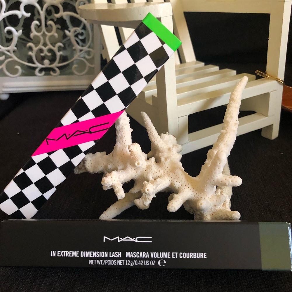 Mac In Extreme Dimension  Lash Mascara